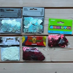 Tradera Konfetti, hjärtformad. Fyra olika sorter - Oanvänt skick| Bryllups-borddækning & Dekorationer