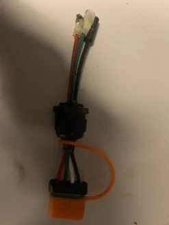 Tradera Kontaktstycke / kabel spridarmotor SHPE750/1000 & TGS03 m.m. (Buyers / Saltdogg)| Atv'er