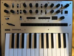 Tradera Korg Monologue Synth| Musikinstrumenter