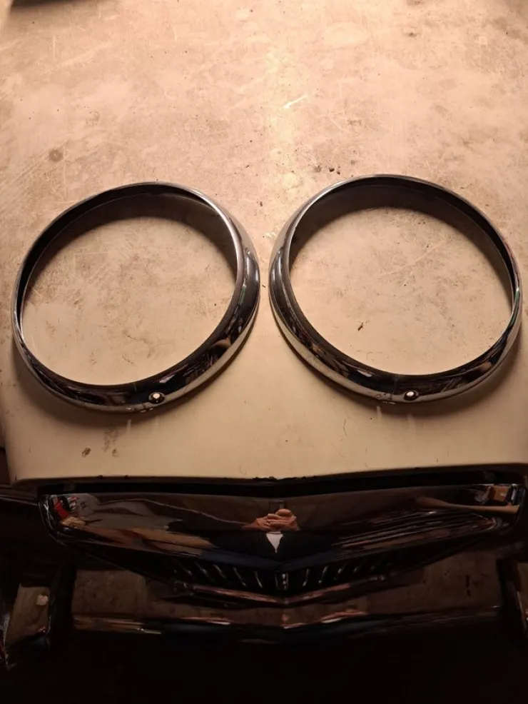 Tradera Kromringar halvljus...| Veteranbiler Fra Før 1990