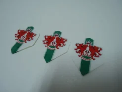 Tradera Krona & röda drakar Cymr Dart Flights 3 st Made in England pilkastning sport pub> Dart