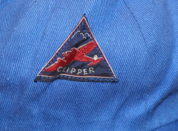 Tradera ÄLDRE BARNMÖSSA MED CLIPPER - MÄRKE> Fly