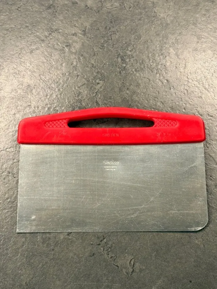 Clearance Äldre degskrapa från Sveico - made in Sweden Almue