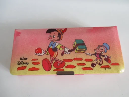 Online Äldre glasögon-fodral, Disney, Pinocchio och Benjamin Syrsa Briller & Tilbehør