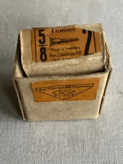 Cheap Äldre spårskruv 5/8 Skruer, Plugs & Søm