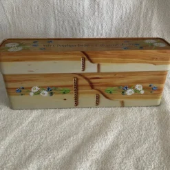 Tradera Lekands Knäckebröd plåtburk - Vårt Dagliga Bröd> Metalemballage