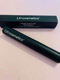 Tradera LH Cosmetics Infinity Power Lash Soft Volume Mascara, nytt/oanvänt, nypris:249kr> Makeup