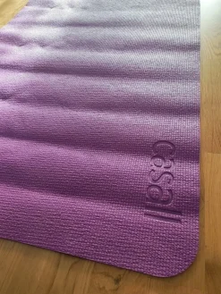 Tradera Lila Yogamatta Casall> Yoga