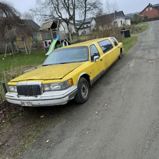 Tradera Lincoln towncar 93| Biler