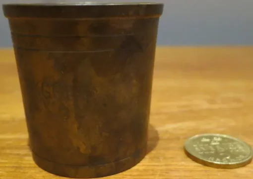 Best Liten, begagnad mässings…pokal “Byggen” säljes Tin & Messing