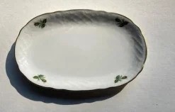 New ***LITET FAT KLASSISKA ROSOR, FYRKLÖVERN*** Keramik & Porcelæn, Svensk