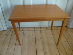 Store Litet teakbord Antikviteter