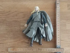 Tradera Lord of the Rings figur Haldir? Nån alv är det..> Samlerfigurer