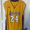 Tradera Los Angeles Lakers Basketbollströja Kobe Bryant #24 Storlek L> Basket