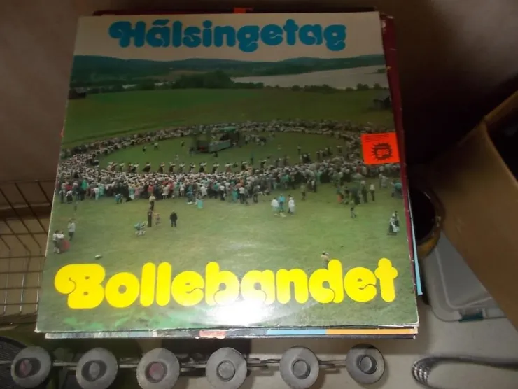 Tradera LP SKIVA MED HÄLSINGETAG BOLLEBANDET| Pladeomslag