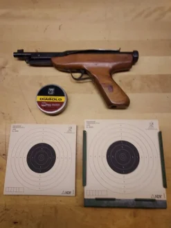 Tradera Luftpistol Stiga Zenit med tillbehör> Skydning
