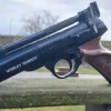 Tradera LUFTPISTOL WEBLEY TEMPEST CALIBER 4.5> Skydning