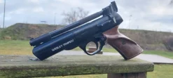 Tradera LUFTPISTOL WEBLEY TEMPEST CALIBER 4.5> Skydning