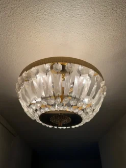 Tradera Lyxig kristalltaklampa i mässing| Lamper
