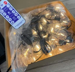 Tradera 12m 30 LEDs utomhus solar ljusslinga med solpanel och fjärrkontroll,99% ny skick| Havedekorationer