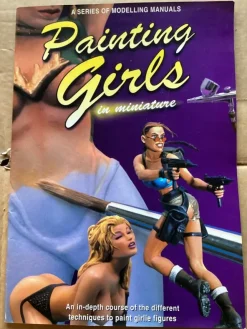 Tradera Magasin - Painting girls in miniatures| Plastik Byggesæt