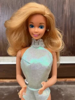 Tradera Magic Moves Barbie 1985 /Mattel läs!| Dukker