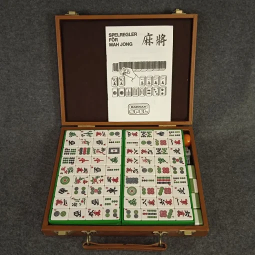 Tradera Mahjong i brun väska> Leg & Spil