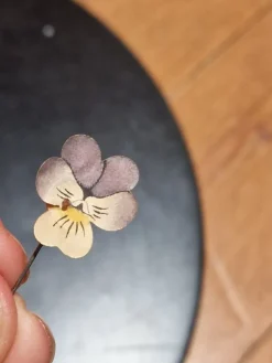 Tradera Majblomma stuvmorsviol år 1916> Majblomster