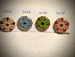 Tradera Majblommor pins 2012-2015> Majblomster