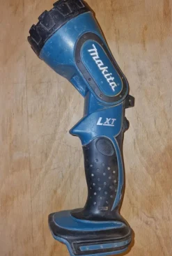 Clearance Makita BML185 18V LXT-lampa Belysning & Armaturer
