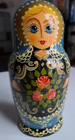 Discount Matryoshka dockor - 9 st Antikviteter