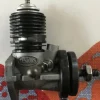 Tradera McCOY .049 glödstiftsmotor i nyskick, aldrig startad.| Modelmotorer