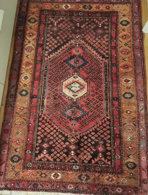 Discount Mjuk och Gosig handknuten matta, 195 x 132 cm Gulvtæpper