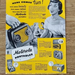 Tradera Motorola Portables - Here Comes More Fun! (annons) 1949 bärbara radio| Stereo Og Hifi