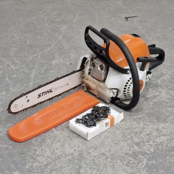 Tradera Motorsåg - STIHL, D-71336 - Sågmaskin - Såg| Havemaskiner