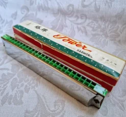 Tradera Munspel av märket Tower i C-dur| Musikinstrumenter