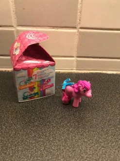 Tradera My Little Pony Figur - Ember| Dukker