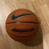 Tradera Nike Dominate Outdoor Competition Basketboll> Basket
