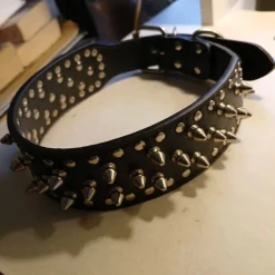 Tradera Nit hundhalsband> Kæledyrstilbehør