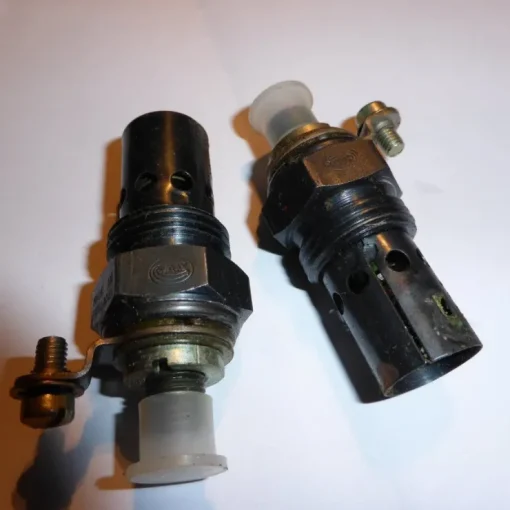Tradera nos 2st traktor 24 volt glödstift diesel cav nr 1854060 fraktfritt| Landbrugsmaskiner