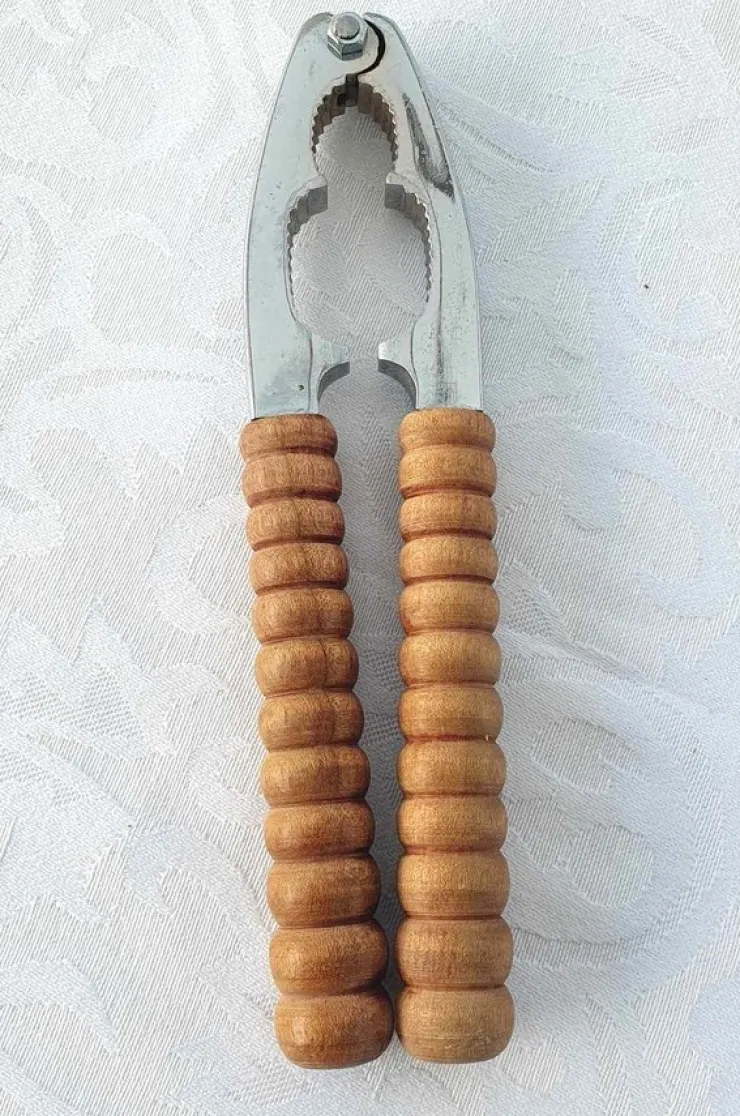 Tradera Nötknäppare med trähandtag| Andet - Hjem & Husholdning