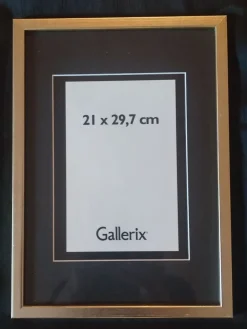 Tradera Ny ram 21 x 29,7 cm silverfärgad| Rammer