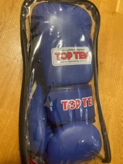 Tradera Nya Top Ten Boxningshandskar 12oz Blå> Kampsport