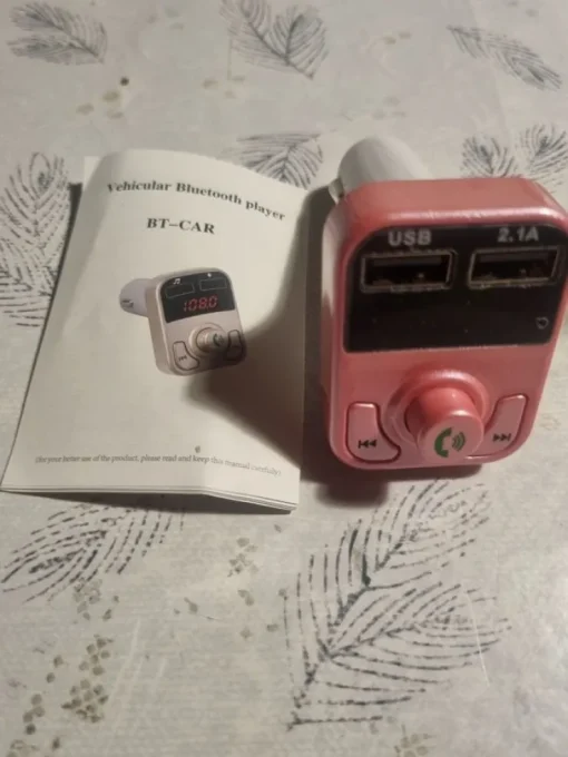 Tradera Oanvänd rosa fm-sändare bluetooth till bilen| Bilstereo