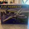 Tradera Obyggd modell av E-2C Hawkeye flygplan 1:72 skala| Plastik Byggesæt