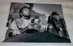 Tradera Okänd / Clint Eastwood / For a few dollars more / Foto 25,4 x 20,3 cm| Fotokunst