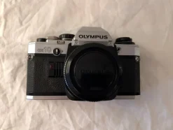 Tradera Olympus OM-10 kamera.| Fotokameraer