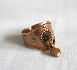 Tradera Ovanlig reglerbart KALEVALA ring med hjärta stämplad KK MADE IN FINLAND.> Ringe