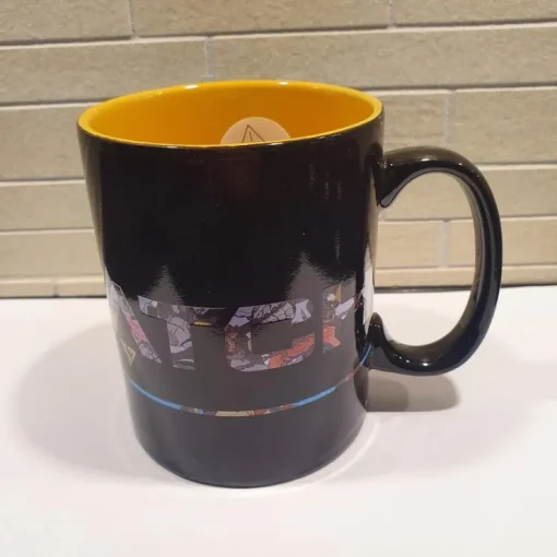 Tradera OVERWATCH HEROES VÄRMEVÄXLANDE KING SIZE MUGG Merchandise Merch Playstation 4 5| Husholdningsartikler