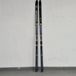 Tradera Paret längskidor med stavar - FISCHER - 190 cm - Skidor> Langrend